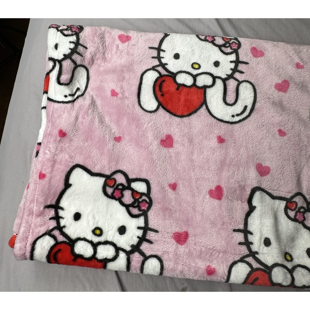Hello Kitty Christmas &Valentines Throw Blanket Bundle Set of 6 Sanrio Pink Teal - Picture 9 of 16